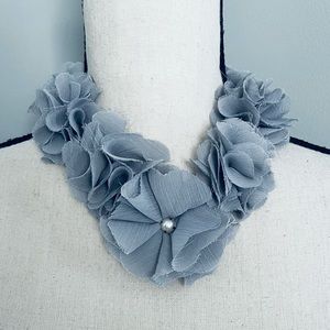 NWT ($24) New Directions Gray Flower Ribbon Necklace